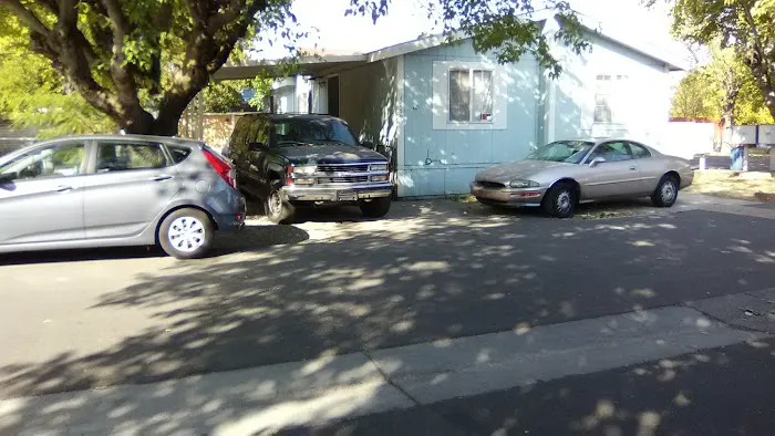 Almondwood Mobile Home Park Picture 2