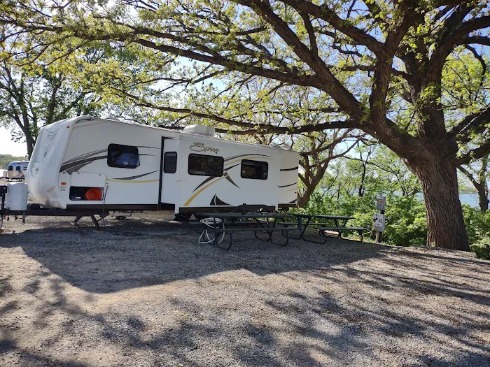 Lake Shawnee Campground Picture 9