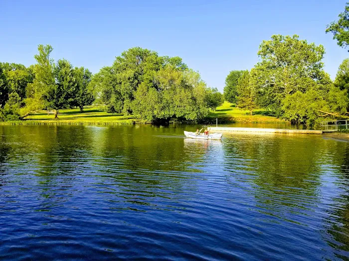 Lake Shawnee Campground Picture 10
