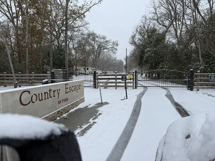 Country Escape RV Park Picture 6
