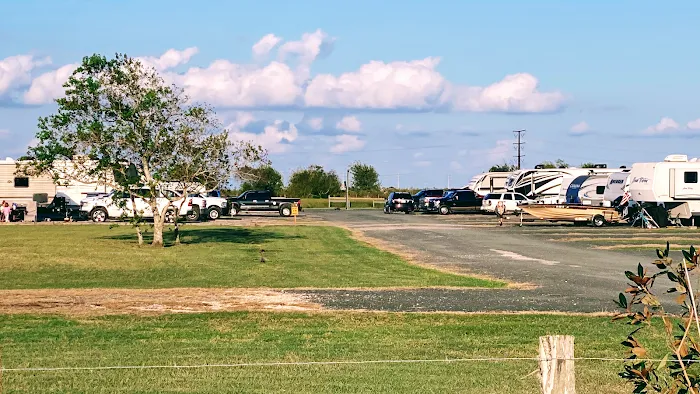 Country Living RV Park Wharton Picture 3
