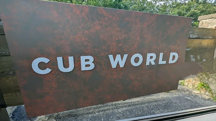 Cub World Dining Shelter Picture 4