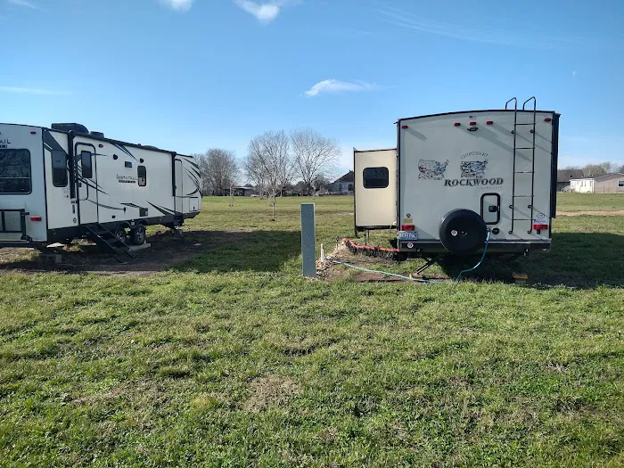 DSol RV Park and Ranch Picture 8