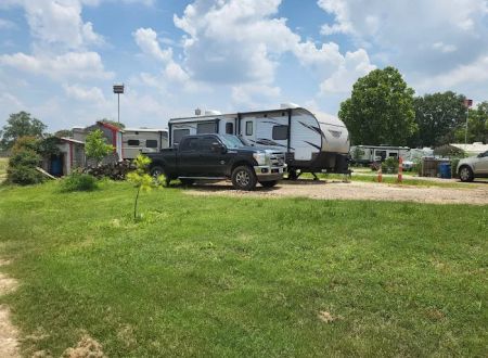 Creekside RV Ranch