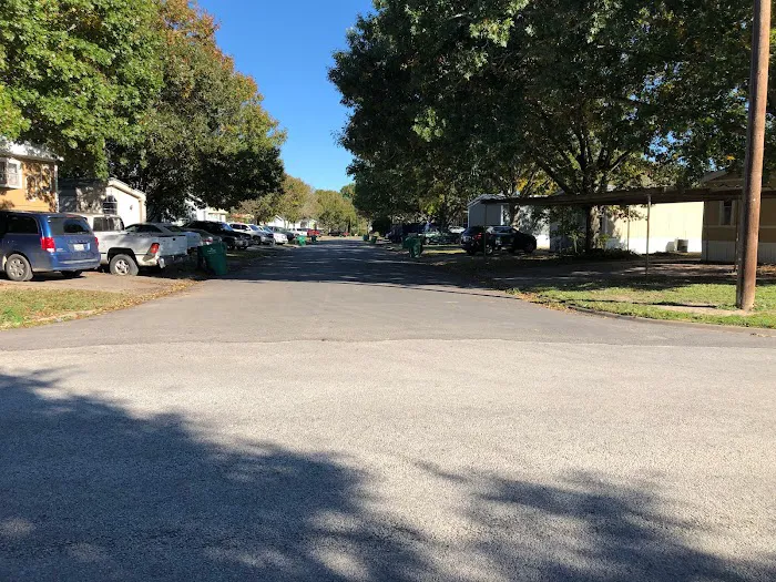 Country Aire Mobile Home Park Picture 4