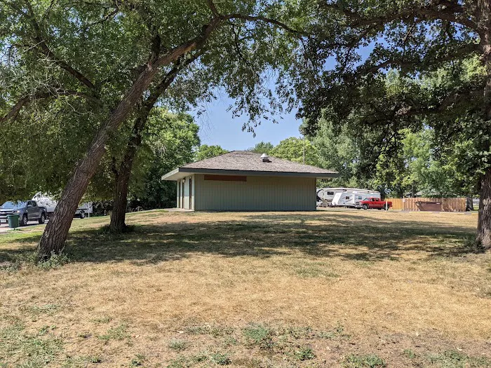 Lindenwood Campground Picture 5