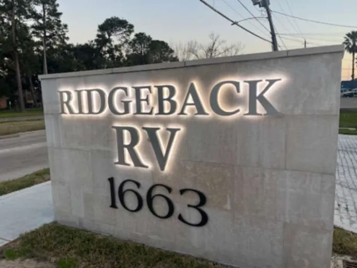 Ridgeback RV Picture 6
