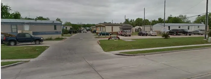 Stafford Mobile Home Park Picture 3