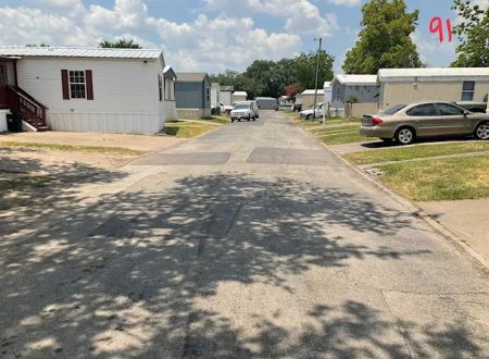 Willow Green Mobile Home Community