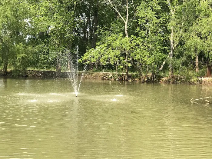 Sugar Land RV Park Picture 6