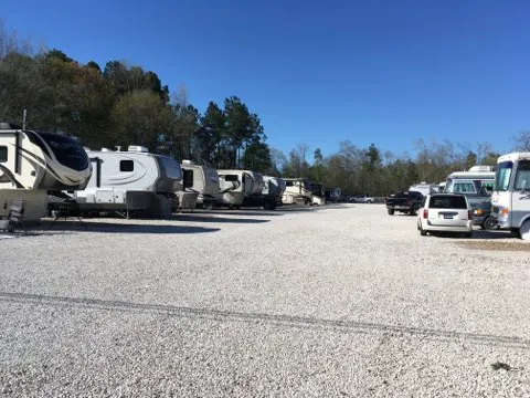 Smith Village RV Park Picture 6