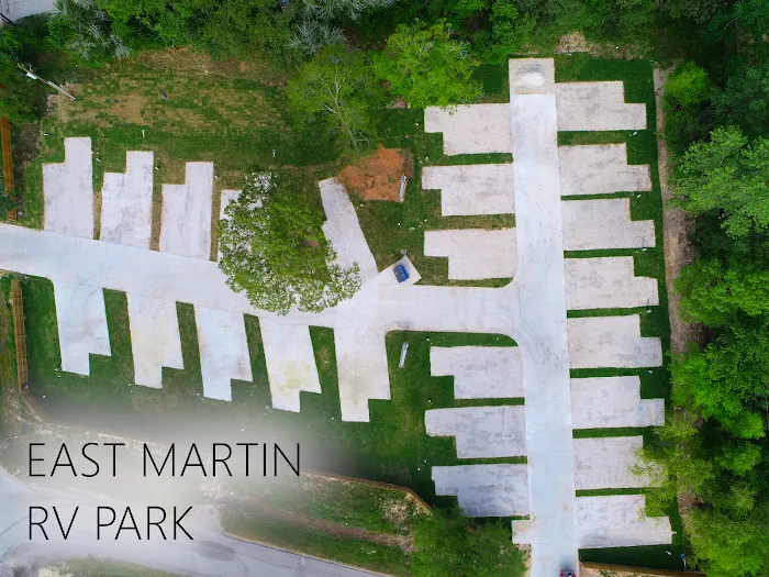 East Martin RV Park Picture 3