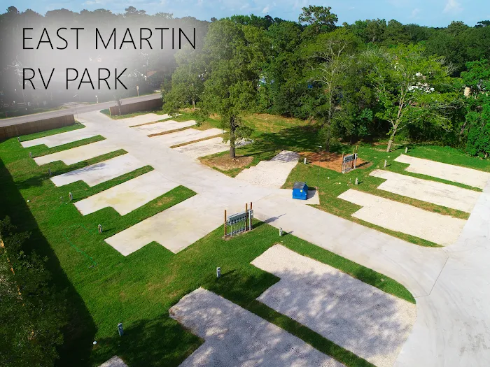 East Martin RV Park Picture 5