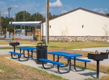 New Caney RV Park