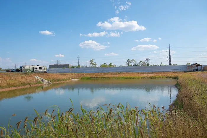 New Caney RV Park Picture 6