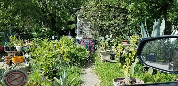 Bluebonnet Mobile Home Park Picture 1