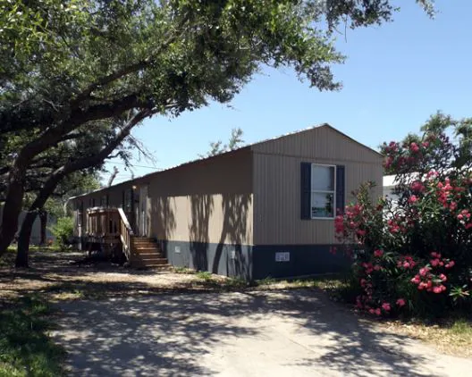 Highland Meadows RV & Mobile Home Park Picture 2