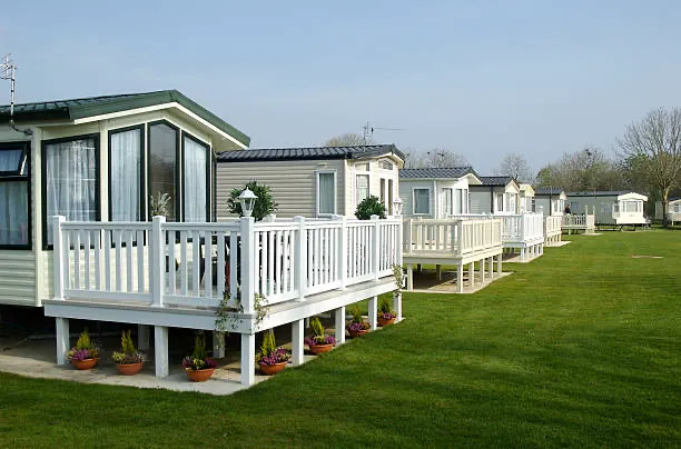 Hooks Mobile Home Park Picture 1