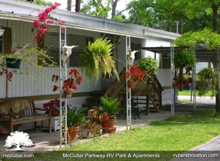 McCullar Parkway RV Park