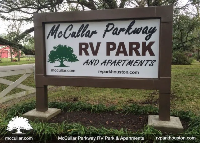 McCullar Parkway RV Park Picture 6