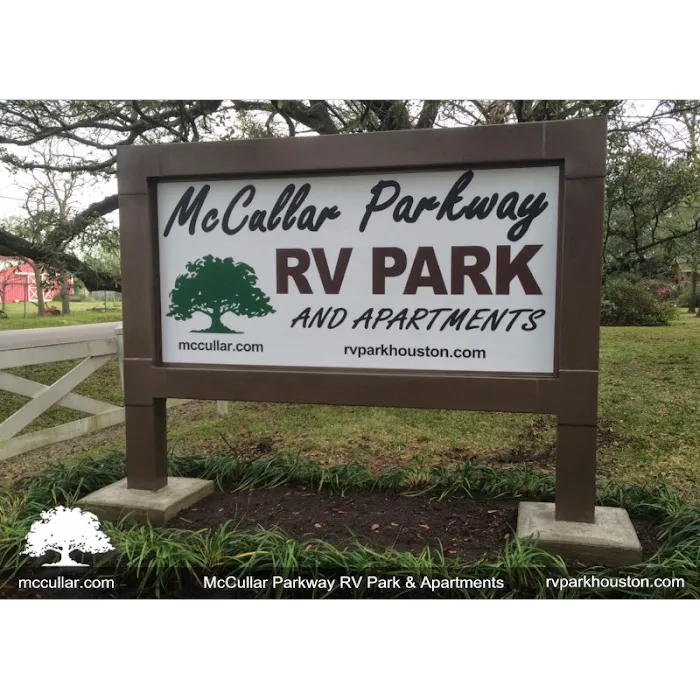 McCullar Parkway RV Park Picture 10