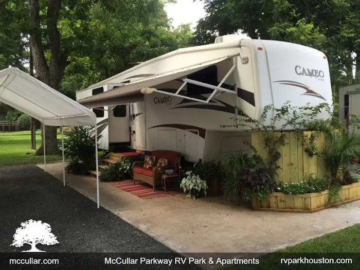 McCullar Enterprises, Inc. Picture 2