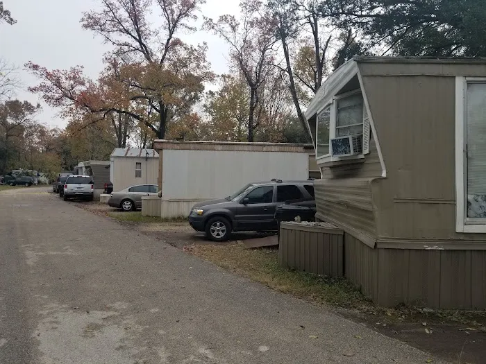 Shady Oak Village MHP, LLC Picture 1