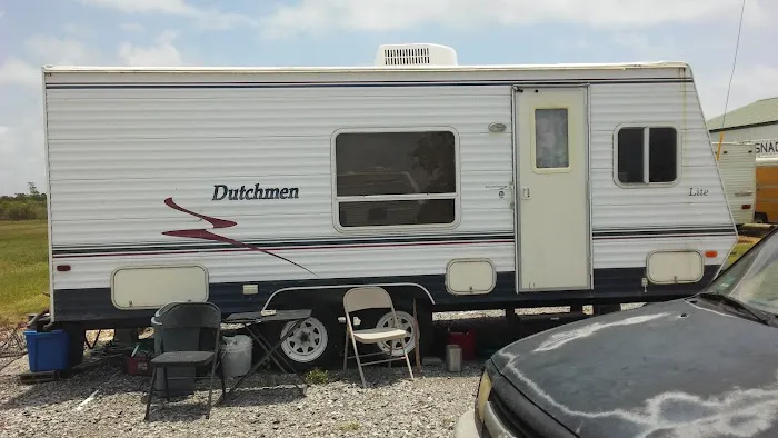 Bayou RV Picture 7