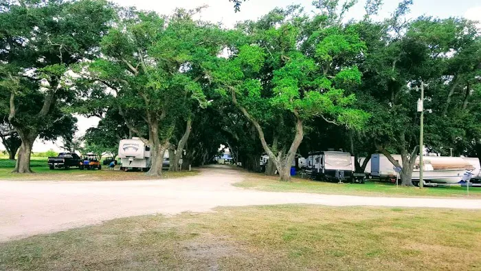 Oaks RV Picture 6