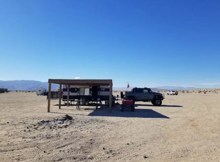 Holmes Camp