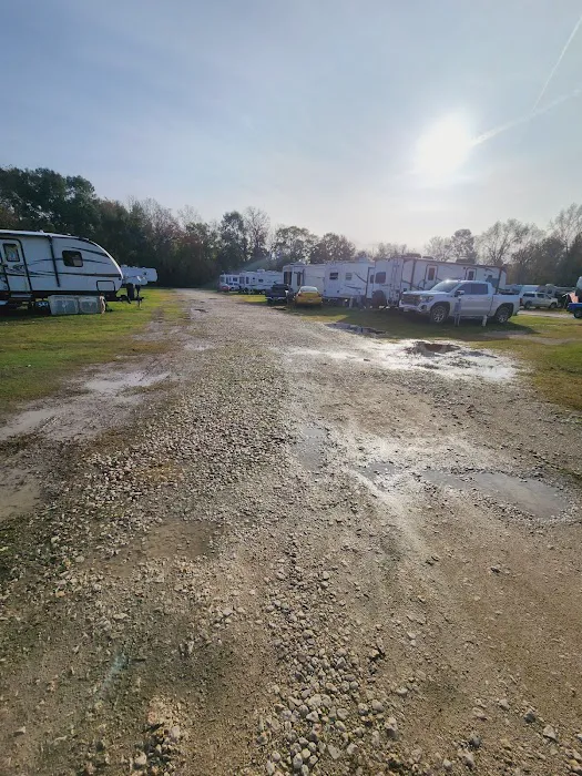Highway 90 RV Resort and Storage Picture 3