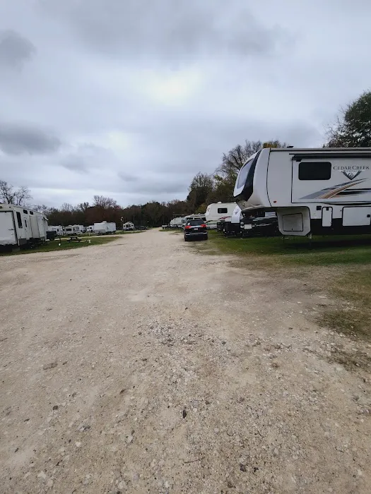 Highway 90 RV Resort and Storage Picture 10