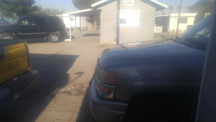 Bel-Aire Mobile Estates Picture 10