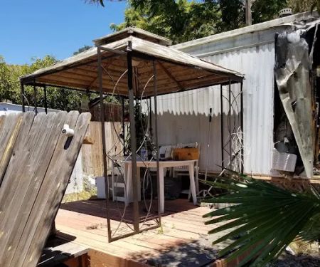 Casitas Mobile Home Park