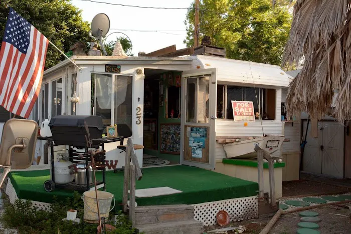 Casitas Mobile Home Park Picture 6