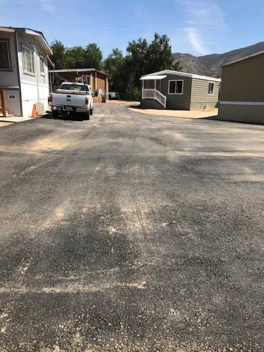 Barrett Mobile Home & RV Park Picture 9