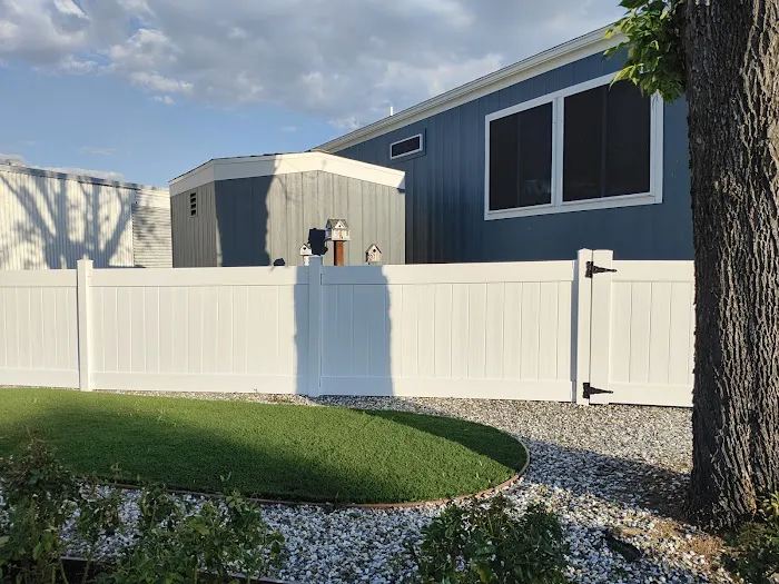 Sun City Mobile Home Estates Picture 10