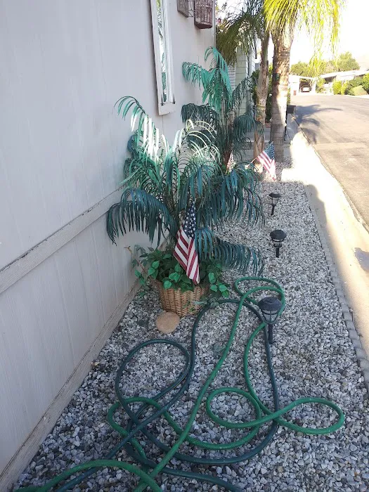 Hillside Mobilehome Estates Picture 3