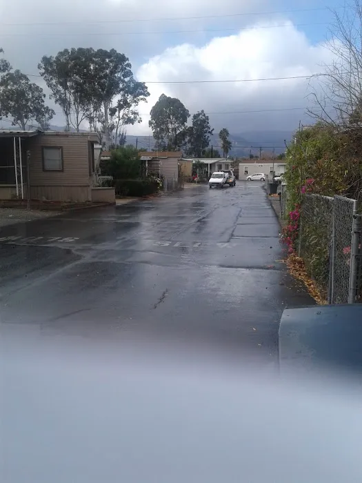 Briarwood Mobile Home Park Picture 9