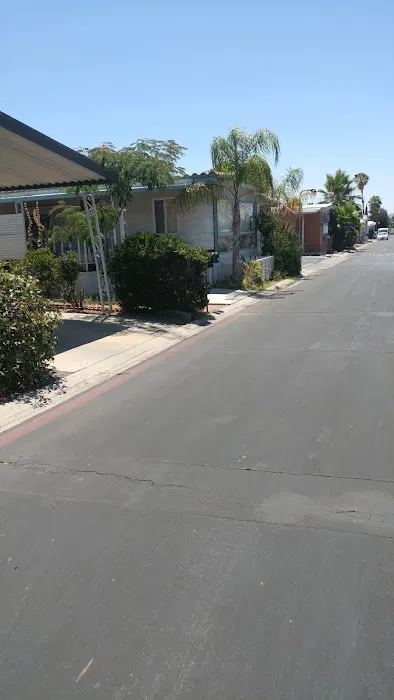 Santa Rosa Mobile Home Community Picture 4