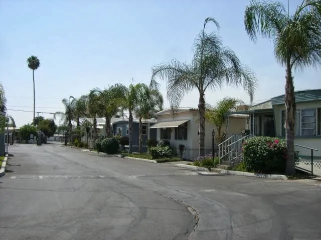 Mirage Estates Manufactured Housing Community Picture 5