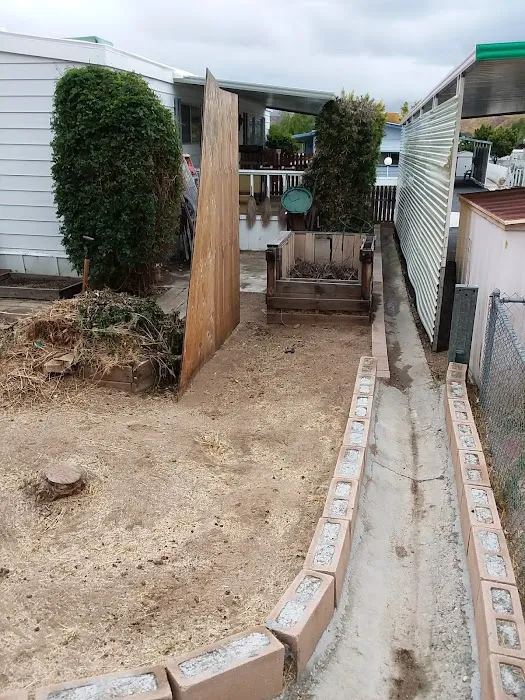 Linda Vista Mobile Home Ests Picture 4