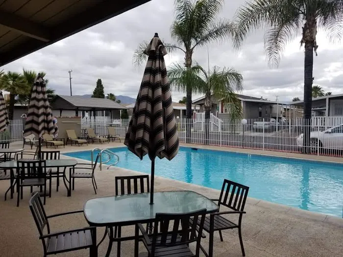 Devonshire Downs Mobile Home Picture 5