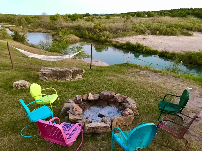 Dos Rios RV Park Picture 6