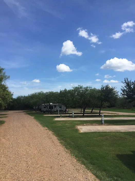 Country Comfort RV Park Picture 1
