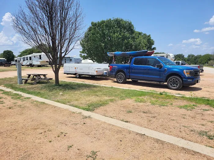 Riverway RV Park Picture 4