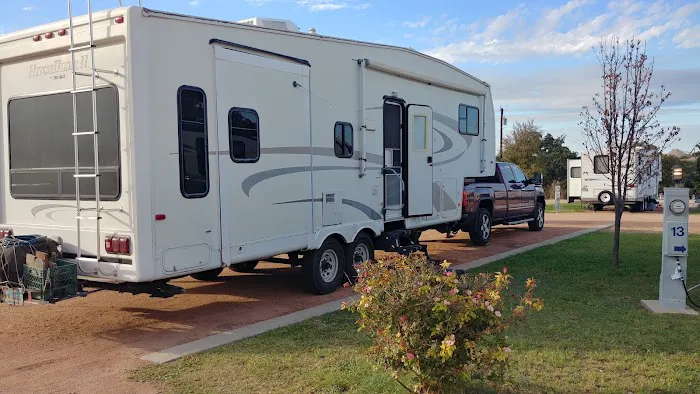Riverway RV Park Picture 5