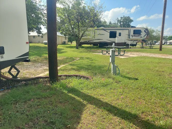 Llano City Rv Park Picture 9