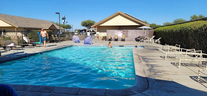 Flag City RV Resort Picture 1
