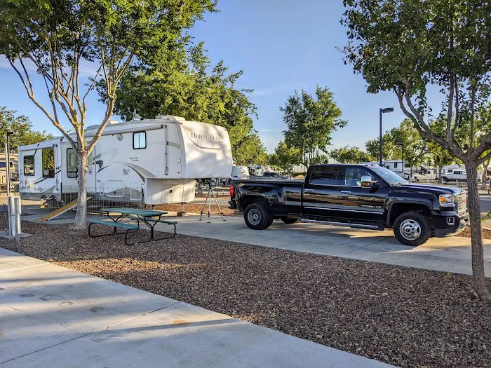 Flag City RV Resort Picture 5